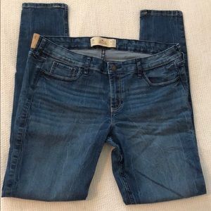 Hollister Super Skinny Jeans